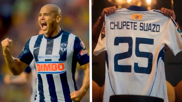 Chupete Suazo se despide del futbol y rinde homenaje a los equipos en los que jugó, entre ellos, Rayados