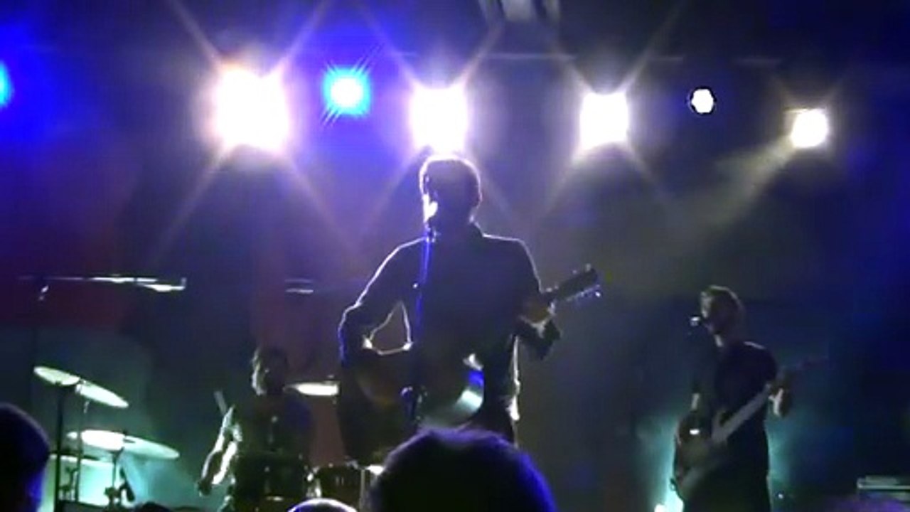 Le luci della centrale elettrica - C'eravamo abbastanza amati (live)