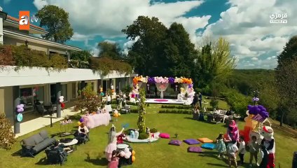 مسلسل غريب في المراة الحلقة 2 كاملة مترجمة - قرمزي - قصة عشق الاصلي