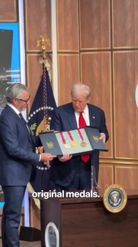 Chairman for the 2028 Olympics presents Trump with '84 Olympic medals