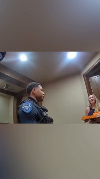 Police deliver pizza after arresting delivery driver
