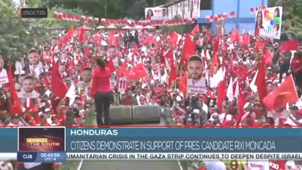 HONDURAS l Citizens demonstrate support for candidate Rixi Moncada