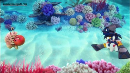 Super Grover 2.0 Underwater Bowling Sesame Street Episode 4519