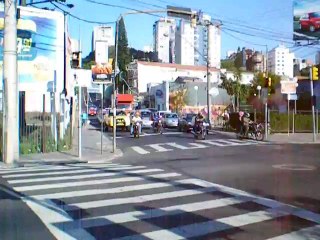 Rua Ramiro Barcelos com Rua Thomaz Flores - Santa Cruz do Sul