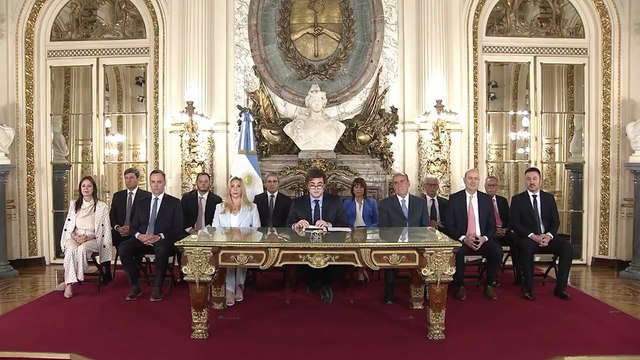 Argentinos votan en unas cruciales elecciones legislativas