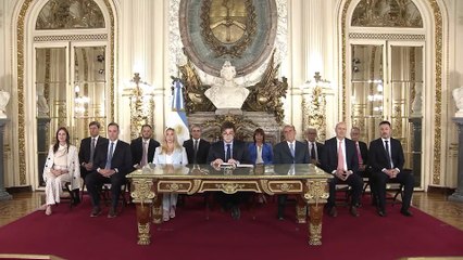 Argentinos votan en unas cruciales elecciones legislativas