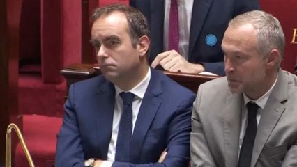 Sébastien Lecornu sobrevive a moción de censura en Francia