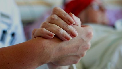 Muerte asistida, eutanasia, suicidio asistido: ¿qué son y en qué se diferencian?