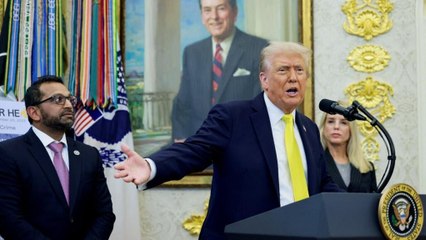 Trump defiende su política arancelaria y apunta a China