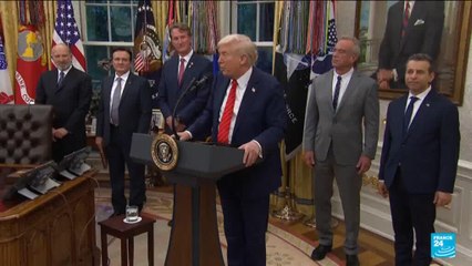 En plein shutdown, Donald Trump licencie plus de 4 000 fonctionnaires