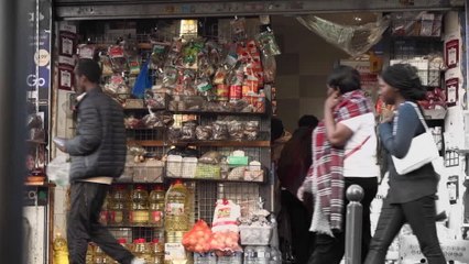 Le Paris des Arts avec Oumou Sangaré et Camille Berthollet