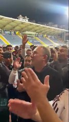 Sergen Yalçın, tribünlere gitti: "Benden bir isteğiniz varsa söyleyin"