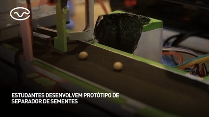 Estudante desenvolvem protótipo de separador de sementes