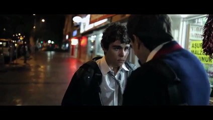 Köksüz - без корней (2013) Nobody's Home - The story of four people who cannot manage to become a family again after a loss and who destroy themselves with each passing day.