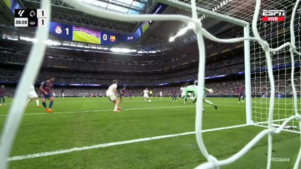 Real Madrid 2-1 Barcelona | RESUMEN