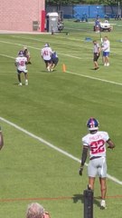 Russell Wilson connects with Wan'Dale Robinson