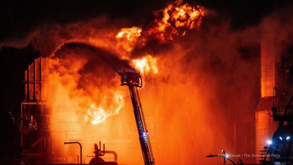 Chevron oil refinery fire in California now contained