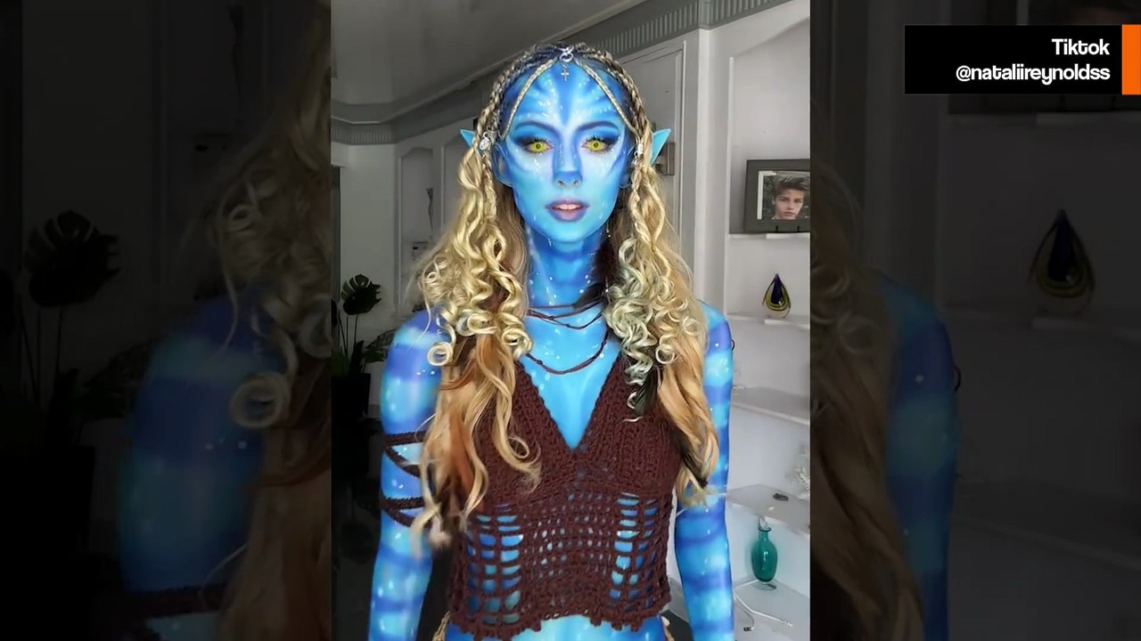 Natalie Reynolds maakt indruk met haar Avatar-kostuum op TikTok en behaalt meer dan 30 miljoen weergaven