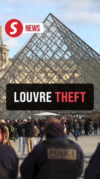 Two detained for questioning over Louvre theft
