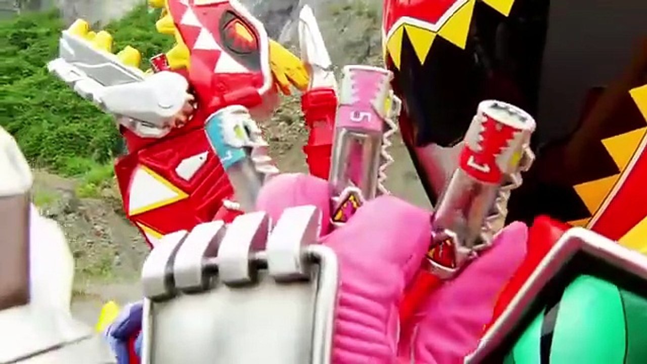 Trích Đoạn Chiến Đội Điện Long - Kyoryuger : Tập 29 - Kết Hợp để Tấn Công