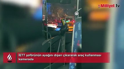 İstanbul'da skandal görüntüler! Otobüsü 'İstanbulkart' cihazına ayaklarını uzatarak sürdü