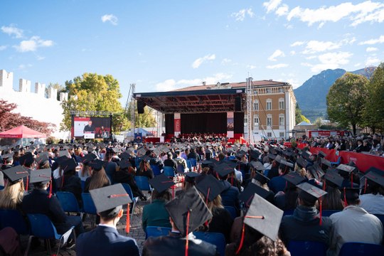 Spinelli ai neolaureati: ?Andate all?estero, ma tornate in Trentino: qui troverete un territorio pronto ad accogliervi?