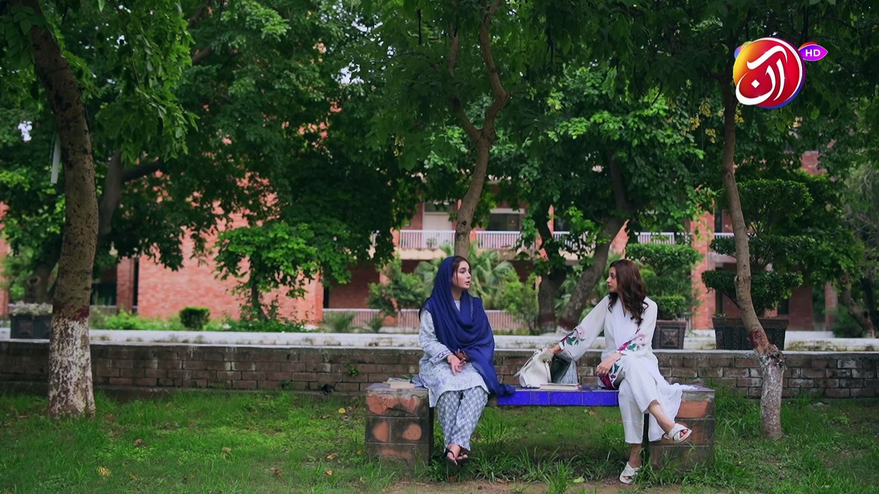 Yeh kis zamane mein jee rahi ho tum?  | Muqaam |  Aan TV Dramas