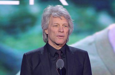 Após lesão nas cordas vocais, Bon Jovi admite ‘medo’ de nunca mais se apresentar