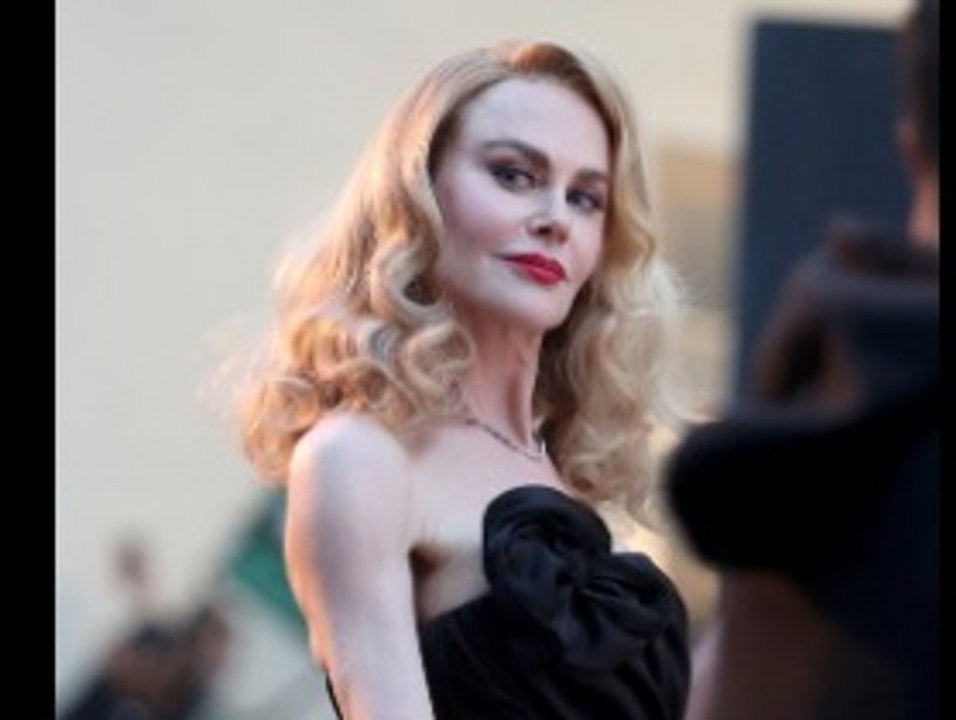 Nicole Kidman begeistert mit glamourösem Auftritt