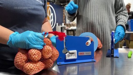 Food banks and groceries brace for SNAP pause