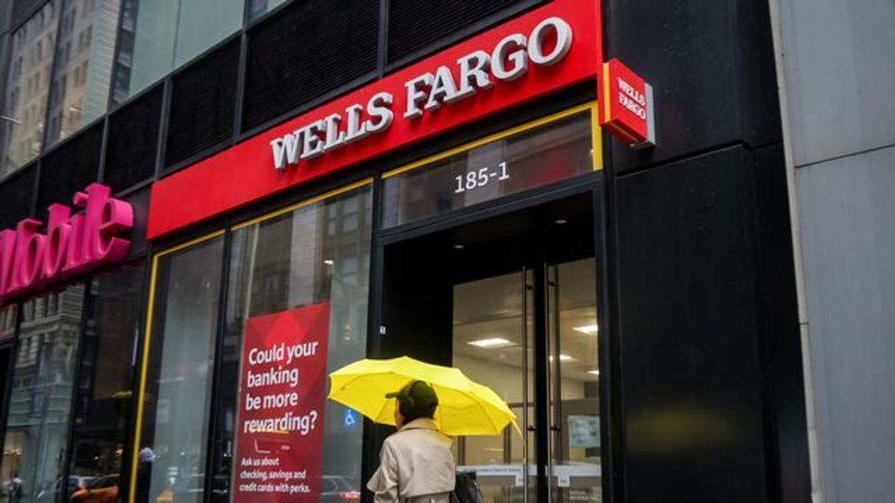 Wells Fargo CFO Says Delinquencies Are Trending Down
