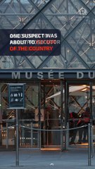 Suspects in Louvre jewel heist case arrested near Paris, prosecutor says