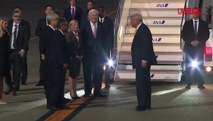 Giappone, l'arrivo di Donald Trump a Tokyo per incontrare la premier Takaichi