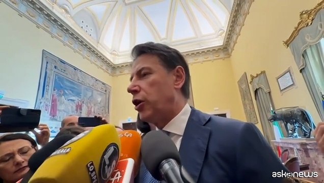 Conte: Manovra contro italiani nel governo volano stracci su banche