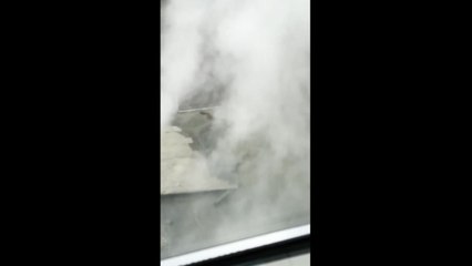 범계역 앞 노후 온수관 파열..."복구 3일 소요 전망" / YTN