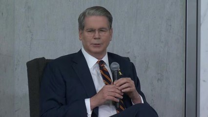 Bessent Says Private Credit Growth Shows Regulation 'Too Tight'