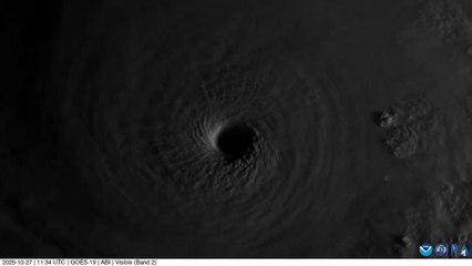 Impactante vista satelital del huracán Melissa 🌪️