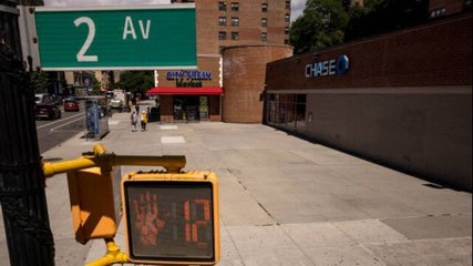 White House Freezes $18 Billion in Aid for NYC Projects