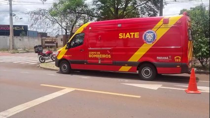 Colisão entre carro e moto na Avenida Piquiri deixa uma pessoa ferida