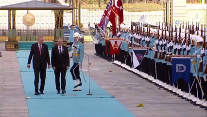 Erdoğan, İngiltere Başbakanı Starmer'i resmi törenle karşıladı