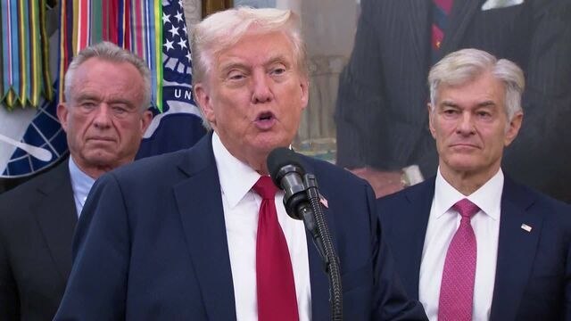 Pfizer to Sell Some Drugs in US at 50% Average Discount After Reaching Deal With Trump