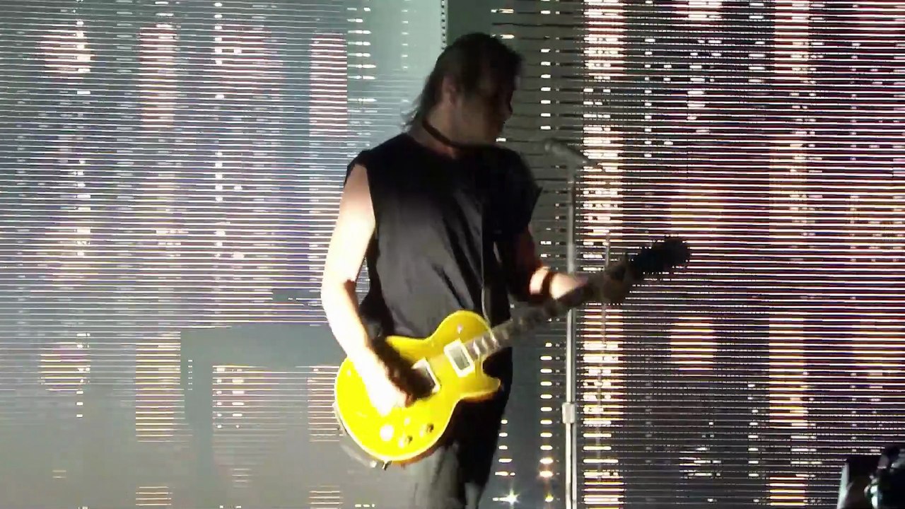 Head Like a Hole - Nine Inch Nails (live)