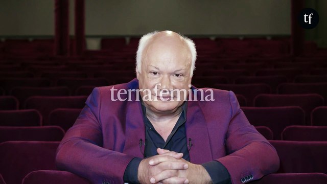 L'âge d'un grand-père : ce grand écrivain devient papa à 65 ans, une tendance très patriarcale qui suscite la controverse