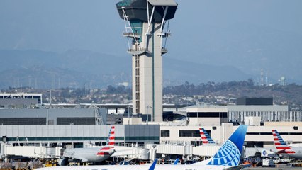 Officials warn of more travel disruptions amid government shutdown