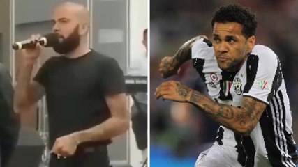 Dani Alves, da stella di Barça e Juve a... predicatore: il video è virale