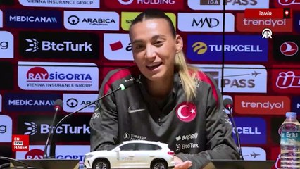 Necla Güngör Kıragası: Türk kadınının neler yapabildiğini göstermek istiyoruz