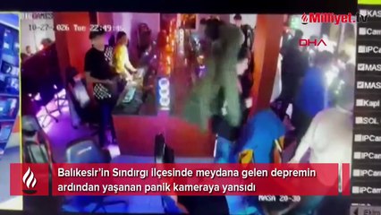 Balıkesir'de meydana gelen deprem anı kamerada