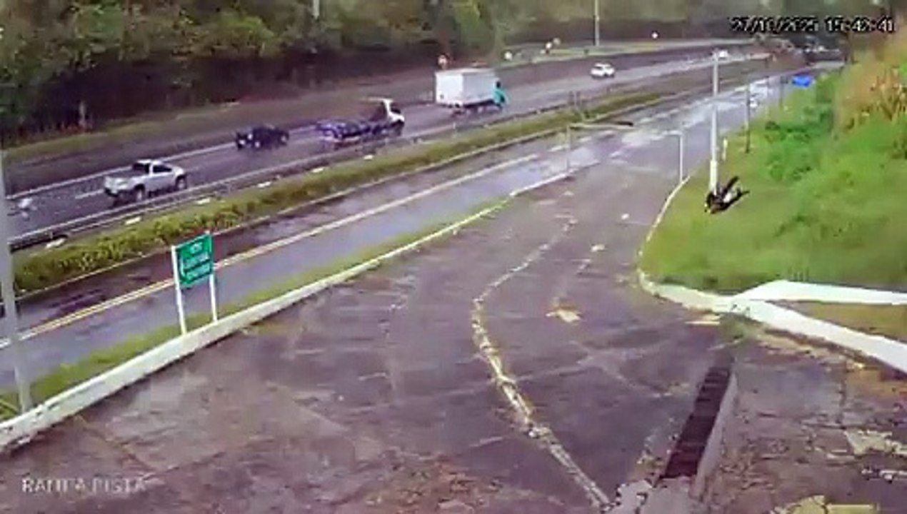 Volcó un micro con hinchas de Flamengo