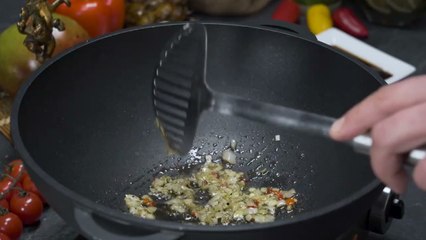 82 Fish rolls with oyster mushrooms and spinach.