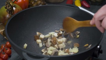 76 Rice Noodles With Mushrooms.
